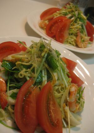 ピリ旨！即席ラーメンサラダ-レシピのメイン写真