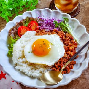 ワンプレートご飯♡そぼろロコモコライス