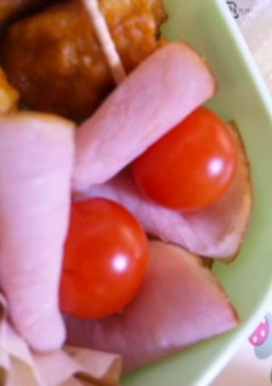 お弁当にハムトマト-レシピのメイン写真