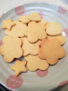 【シンプル型抜きクッキーの作り方♪】-レシピのメイン写真