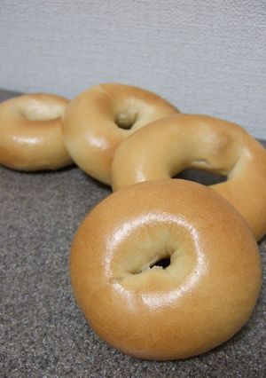 自家製酵母で つやつやぷっくりベーグル-レシピのメイン写真