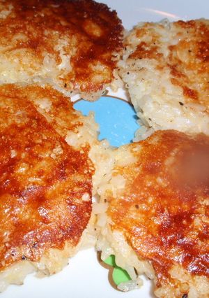 ＊簡単チーズカルボナーラ焼きおにぎり＊-レシピのメイン写真