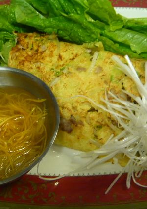ベトナムのお好み焼き　バインセオ-レシピのメイン写真