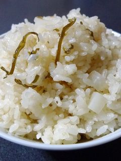 大根と塩昆布の炊き込みごはん-レシピのメイン写真