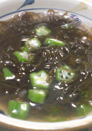 もずくとおくらのエスニック風スープ-レシピのメイン写真