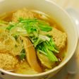 白菜、肉団子、春雨の中華風スープ煮