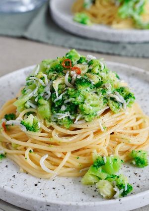 ワンパン時短♪ブロッコリーのペペ風パスタ-レシピのメイン写真