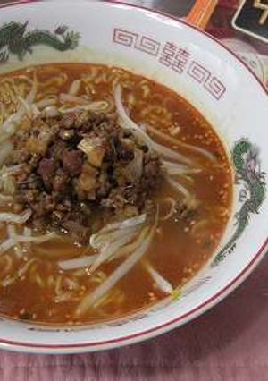 坦々麺風に変身♪中華三昧四川風ラーメン-レシピのメイン写真