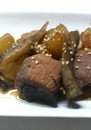 まぐろアラと大根の煮物。ゴボウ風味♪-レシピのメイン写真