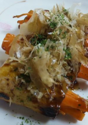 お弁当にも♬ちくわ人参のお好み焼き風炒め-レシピのメイン写真