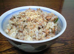 ﾜﾝﾎﾞｳﾙでｻﾝﾏ缶のまぜｺﾞﾊﾝ-レシピのメイン写真