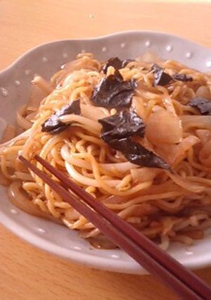B級ちっく☆ピリ辛白黒焼きそば！-レシピのメイン写真