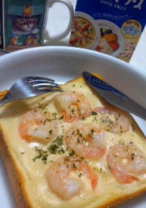 贅沢な朝食☆海老クリームトースト-レシピのメイン写真