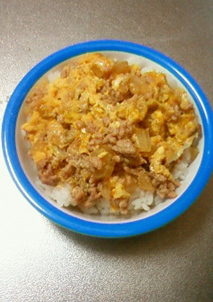 白菜とひき肉の卵とじ丼-レシピのメイン写真