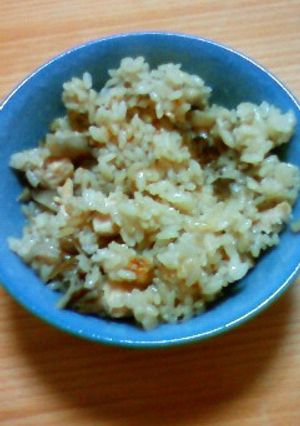超簡単まいたけと鶏肉の炊き込みご飯-レシピのメイン写真