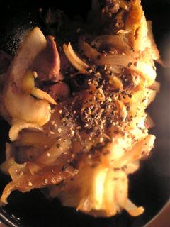 鶏レバーと玉葱の焼肉のタレ炒め-レシピのメイン写真