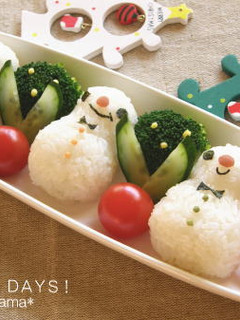 簡単★雪だるまのおにぎり(キャラ弁)-レシピのメイン写真
