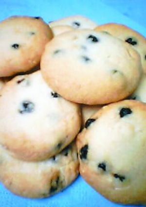 ぼこっと可愛い☆ブルーベリーチップ入りアーモンドざっくりクッキー-レシピのメイン写真