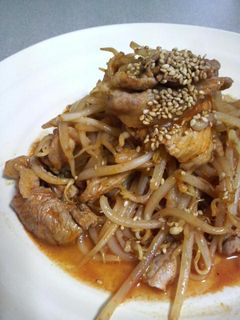 もやしと豚肉のコチュジャン炒め-レシピのメイン写真