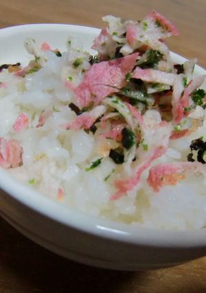 ご飯のお友❤かまぼこふりかけ-レシピのメイン写真