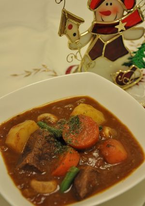 クリスマスに☆自家製ルーのビーフシチュー-レシピのメイン写真