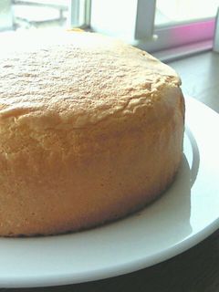 ボール1つで簡単♪ふわふわスポンジケーキ-レシピのメイン写真