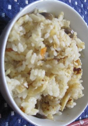 酒かす入り炊き込みご飯-レシピのメイン写真