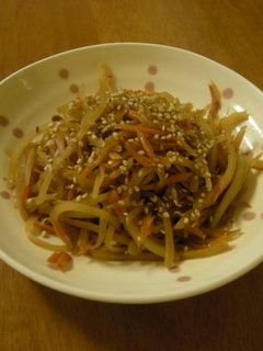 大根と人参の皮でキンピラ-レシピのメイン写真
