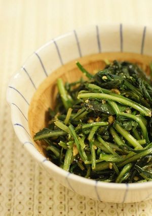 たんぽぽの葉のごま（くるみ）和え-レシピのメイン写真