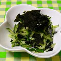 รูปของ 海苔と胡瓜の塩麹和え☆彡