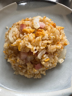 新玉ねぎの甘みを味わう、新玉ねぎ炒飯-レシピのメイン写真