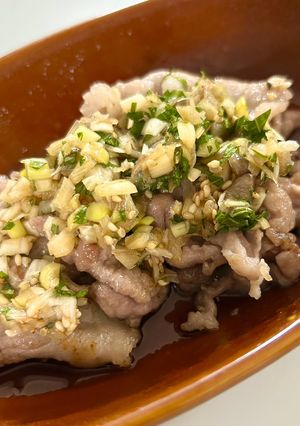 夏バテ解消！豚肉と香味野菜ダレ-レシピのメイン写真