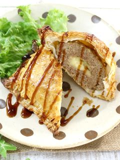 おもてなしに☆ハンバーグのパイ包み焼き-レシピのメイン写真