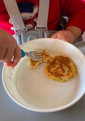 【離乳食後期】野菜と豆腐のお好み焼き風-レシピのメイン写真
