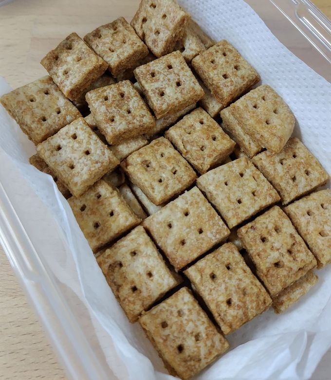 サラダ油中力粉で作るサクサクひとくちパイ-レシピのメイン写真