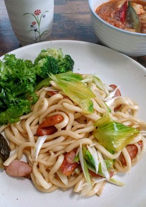 ウルイ醤油マヨネーズ焼き春うどん-レシピのメイン写真