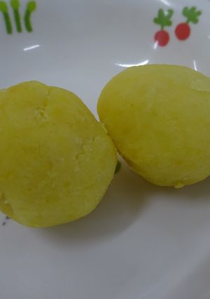 離乳食10か月頃～さつまいも団子-レシピのメイン写真