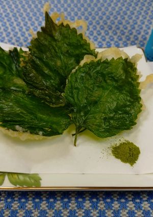 抹茶塩でいただく♪信州産大葉の天ぷら🌱✨-レシピのメイン写真