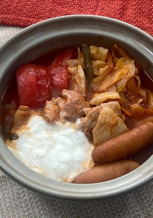 ヨーグルト×トマト鍋-レシピのメイン写真