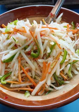 沖縄の野菜でソムタム作りました。-レシピのメイン写真