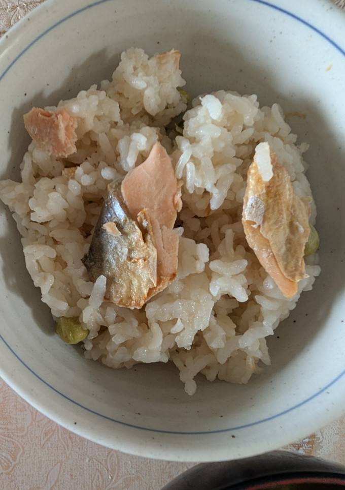とっても簡単★鮭と枝豆の炊き込みごはん-レシピのメイン写真