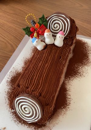 チョコレートロールケーキ-レシピのメイン写真