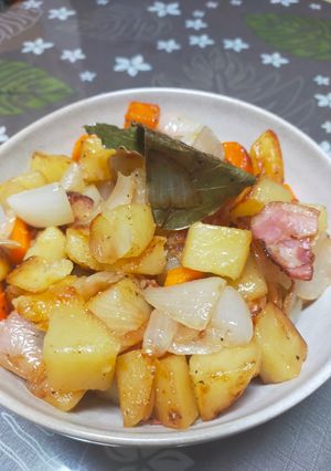 じゃがいもと玉ねぎと人参のソテー-レシピのメイン写真