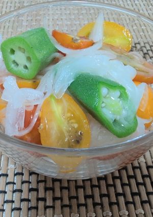 トマトと玉ねぎ、オクラのマリネ風-レシピのメイン写真