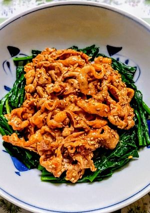 簡単ランチ！法蓮草と新玉ねぎの豚丼-レシピのメイン写真