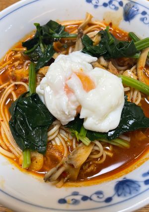 酸っぱいキムチの温かいそうめん-レシピのメイン写真