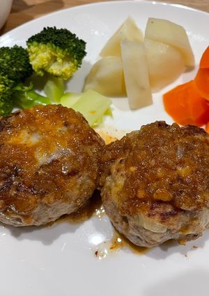 子ども大好き⭐︎びっくりドンキーハンバーグ-レシピのメイン写真