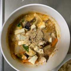รูปของ 肉無豆腐中華風クリーミーガパオ味野菜炒め