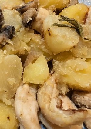 丸ごとにんにくと鶏むね肉とじゃがいも-レシピのメイン写真