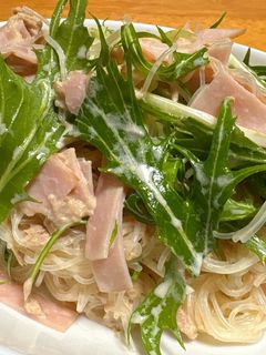 水菜とスライスハムのツナマヨ春雨サラダ-レシピのメイン写真